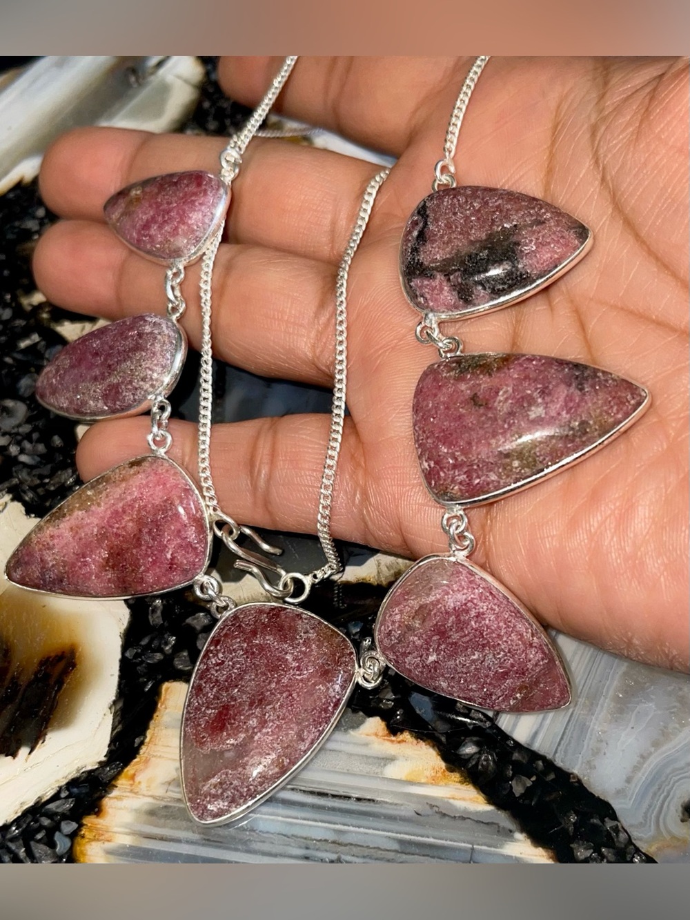 Boho-Style Collar Pink Rhodonite Cabochons Necklace